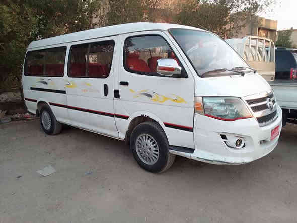 السلام عليكم سيارة فتون موديل 2011رقم بغداد صدامي تاخذ انكليزي بسمي محرك ونجي مجاول يعني ماكو صرف بنزين وكير عادي صدر أمامي وخلفي جدد ومشط جديد وسيارة بلاديه ماعدا الدواير الاماميه مبدلات السعر 68وبيه مجال تخم تاير جديد ودوشمه جديده رقم الهاتف ***********مكاني بغداد
