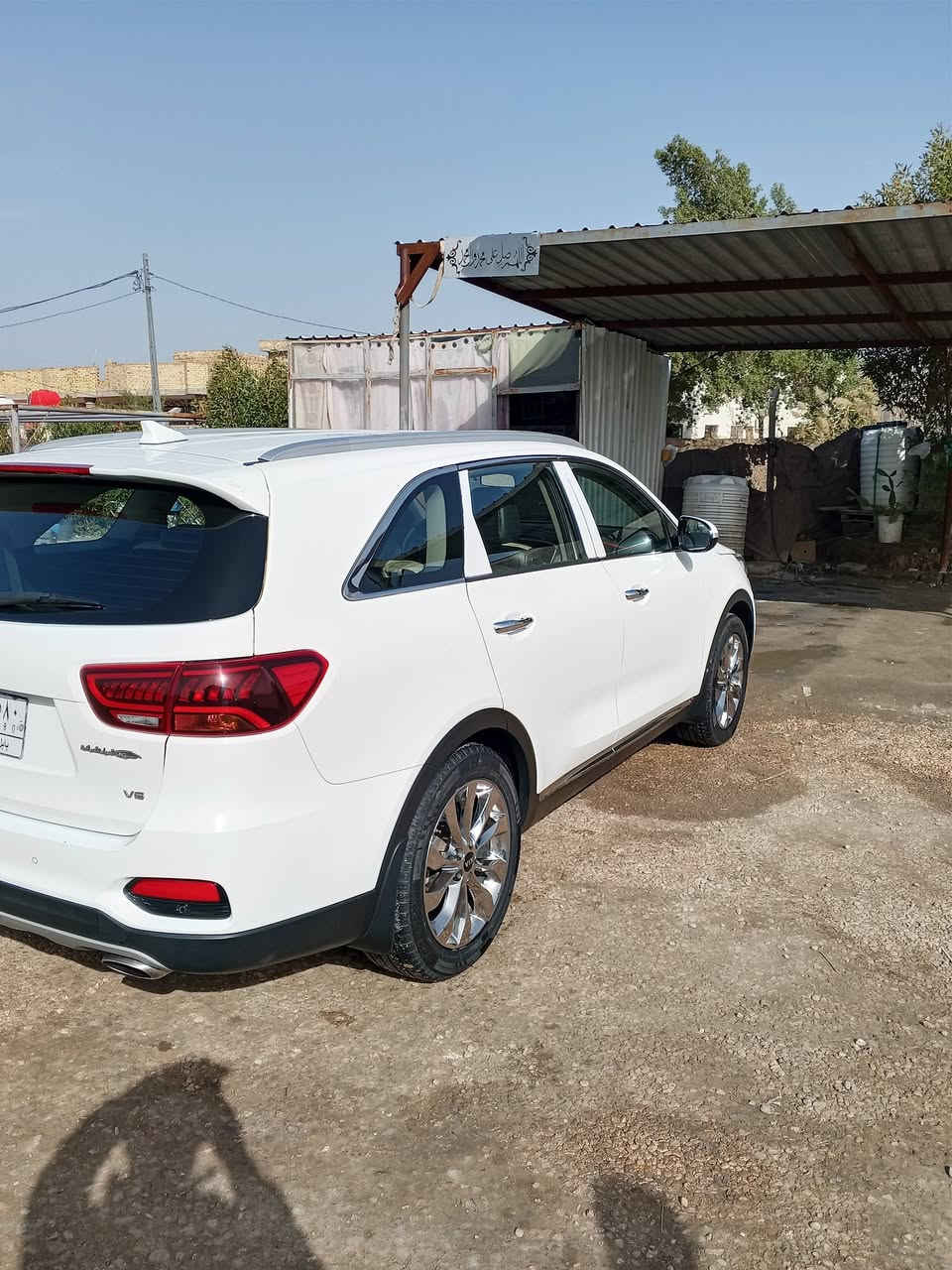 سلام عليكم
سورنتو. مديل 20 
محرك 6 V
فول مواصفات. عده البنرامه 
بصمه. 
بردات خلفيه 
حساس امامي وخلفي 
7 راكب 
تبريد 3 قطع 
ماشيه100الف كيلو متر 
كير ومكينه جدد بلا فتح 
جنطه ذكيه 
تخم تاير جديد بيها
رقم السياره بابل
سعر  280 وبيهه. مجال.  
مكان سياره بابل الشوملي
جديده سياره وبلعافيه ع ياخذهه 
الاستفسار ***********
