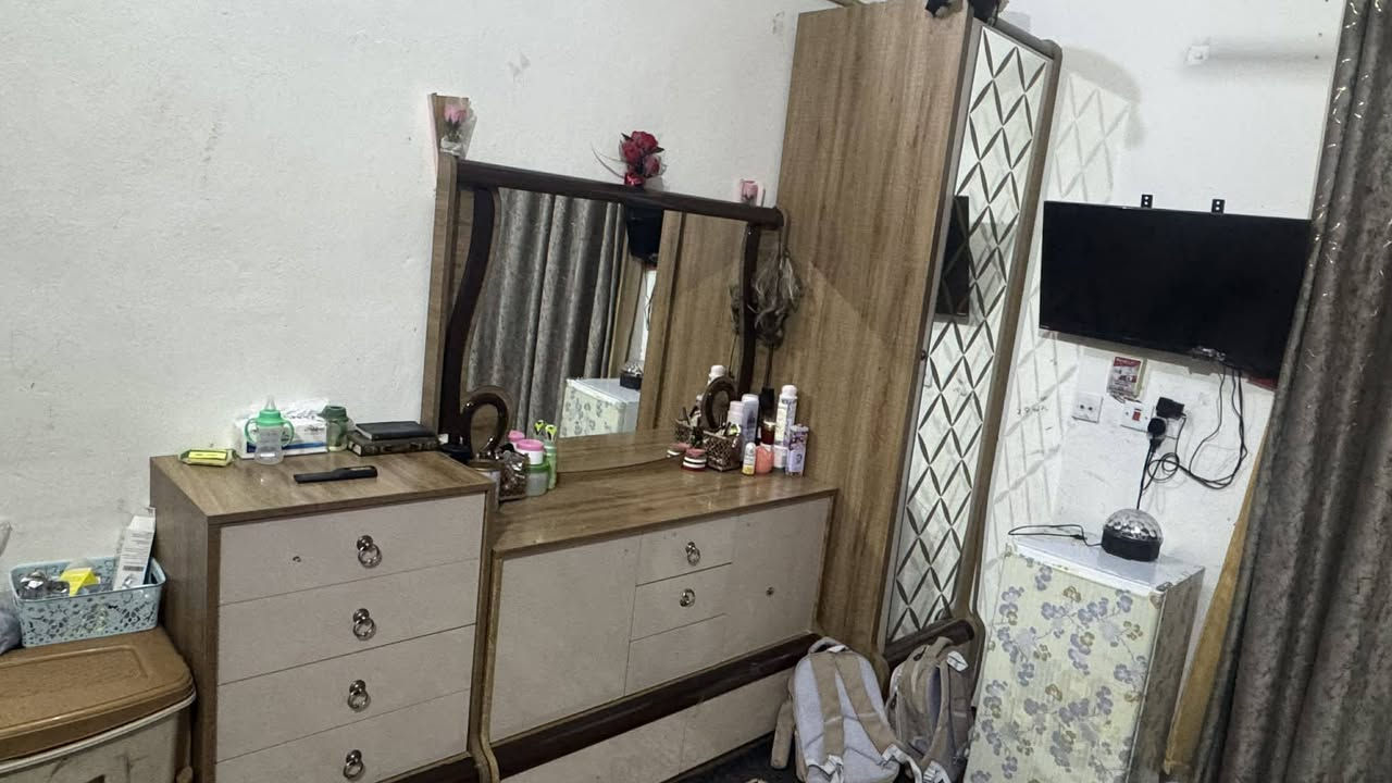 غرفه  نوم للبيع جديده اي ستفسار ع هاذه رقم واتساب موجود‏‪077-132-84165‬‏
