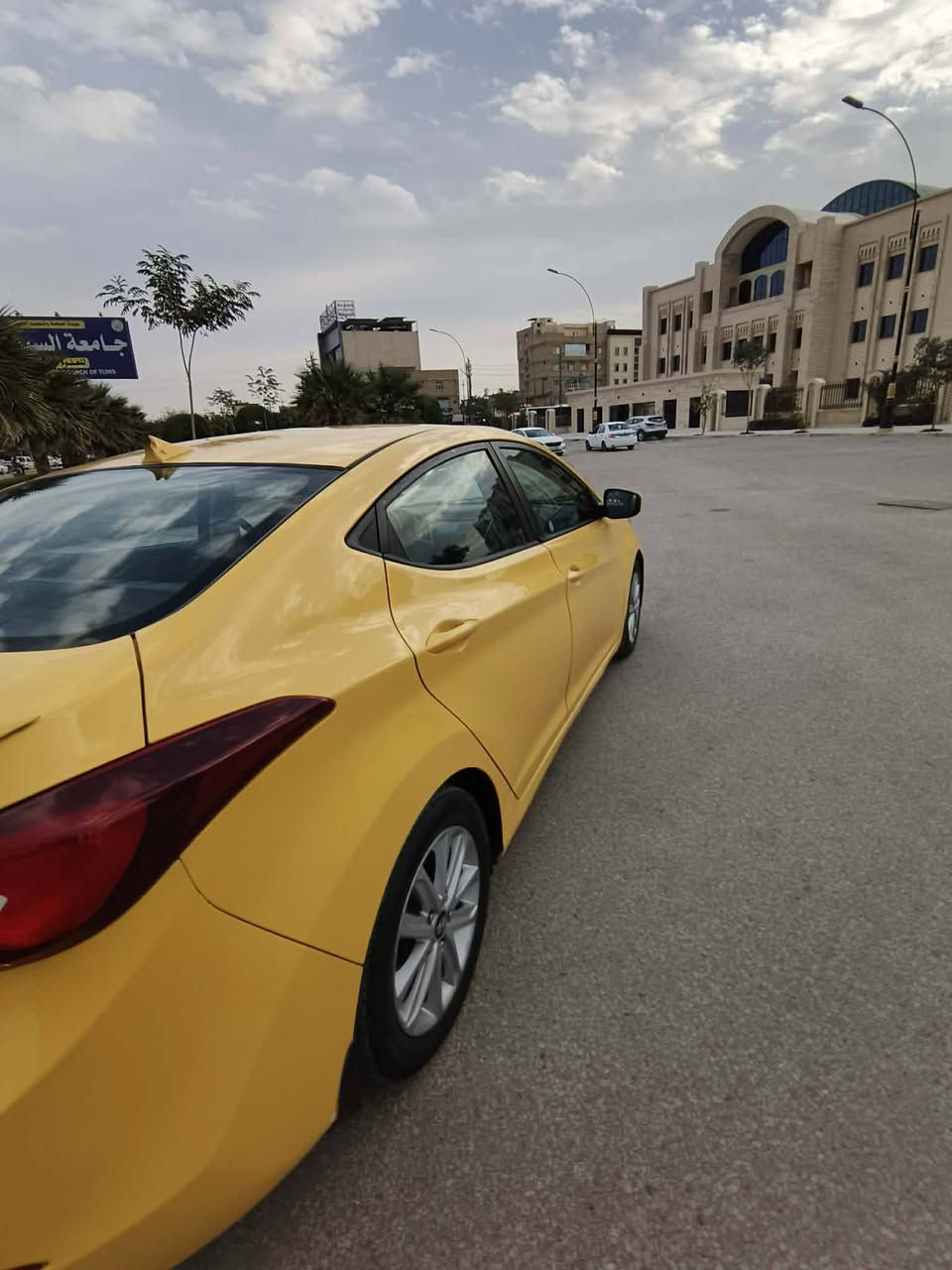 النترا تكسي موديل ٢٠١٤ حادثها قبق جنطه وجاملغ مسجله خطها كربلاء نجف سعرها ١٠٨ وبيها مجال بسيط رقم مبايل ‏‪***********‬‏
