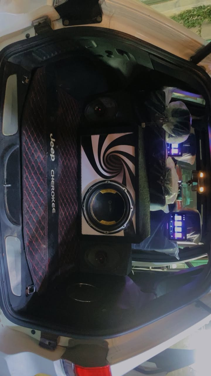 تم العمل على جيب لاريدو
تم اضافه ساب بقوه 250ارمس باله🔥💪🏻

وتم اضافه زوج سماعات بايونير بيضوي داخل بوكسات

مع اضافه امبلي فاير اوديو ماكس لتغشيل سماعات والساب

مع اضافه كيبل 6 كيج وفيوز 50 آمبير ونتيجه امامكم

مكاني بغداد طالبيه بنزله جسر مال فلكه 83 بشارع مستشفى ابن البلدي الزهراوي شغلي ب بيت ويوجد توصيل كافه انحاء العراق مع ضمان 

***********
