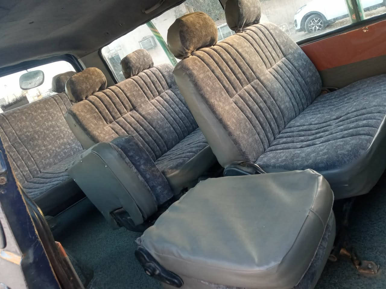 سلام عليكم كيه بريجو للبيع موديل ٩٨ مصفره هيه ومو رقم نكليزي بسامينه تعميره جديد السيارة جاهزه من كلشي السعر ٦٣ وبيها مجال المكان حلة ***********
