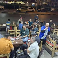 كافتريا جاهزة • باب لكش مقابل النافورة • مستعجل