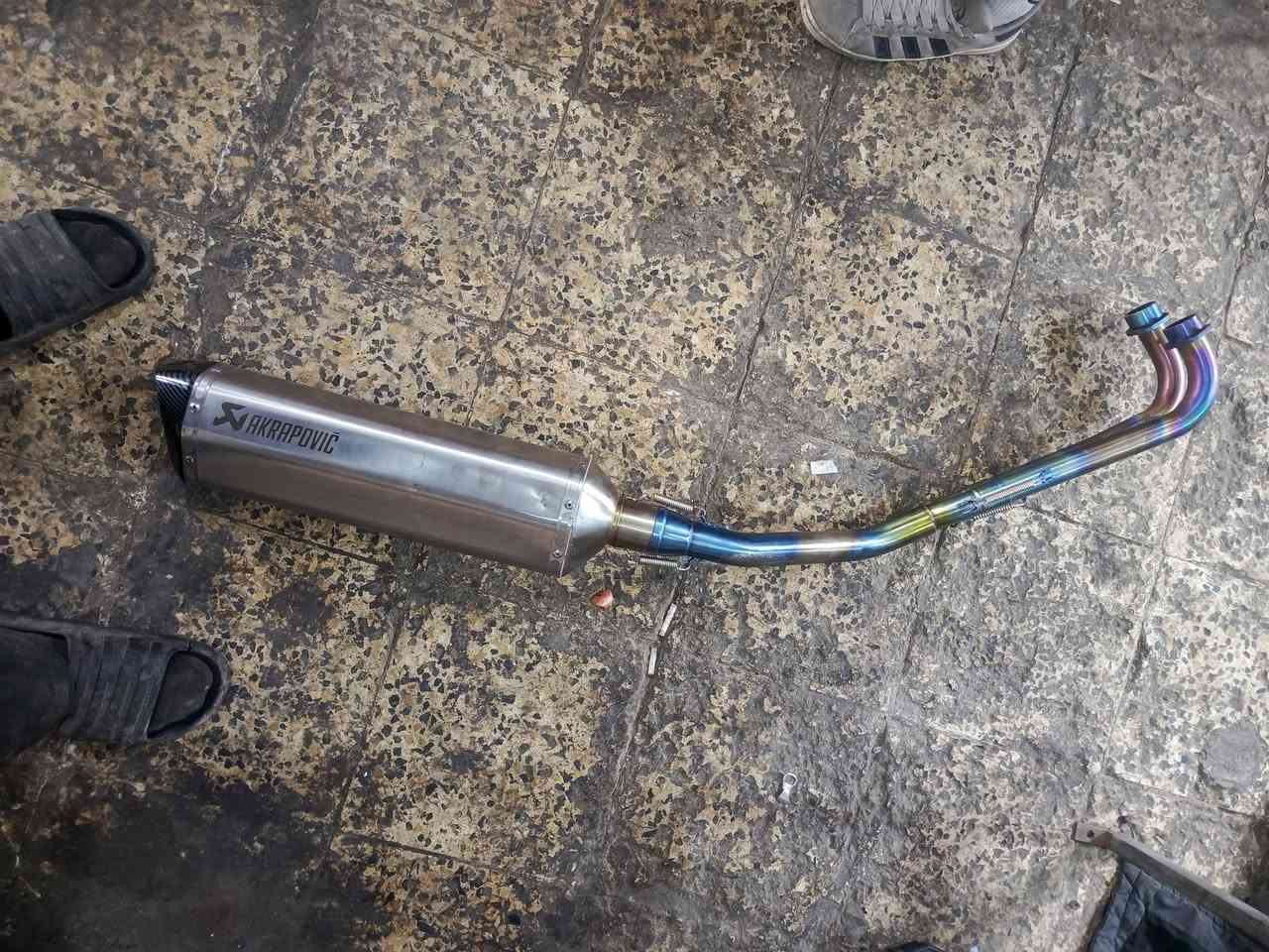 صالنصه وهدرز تي ماكس للبيع 
*********** السعر 140 وبيه مجال
