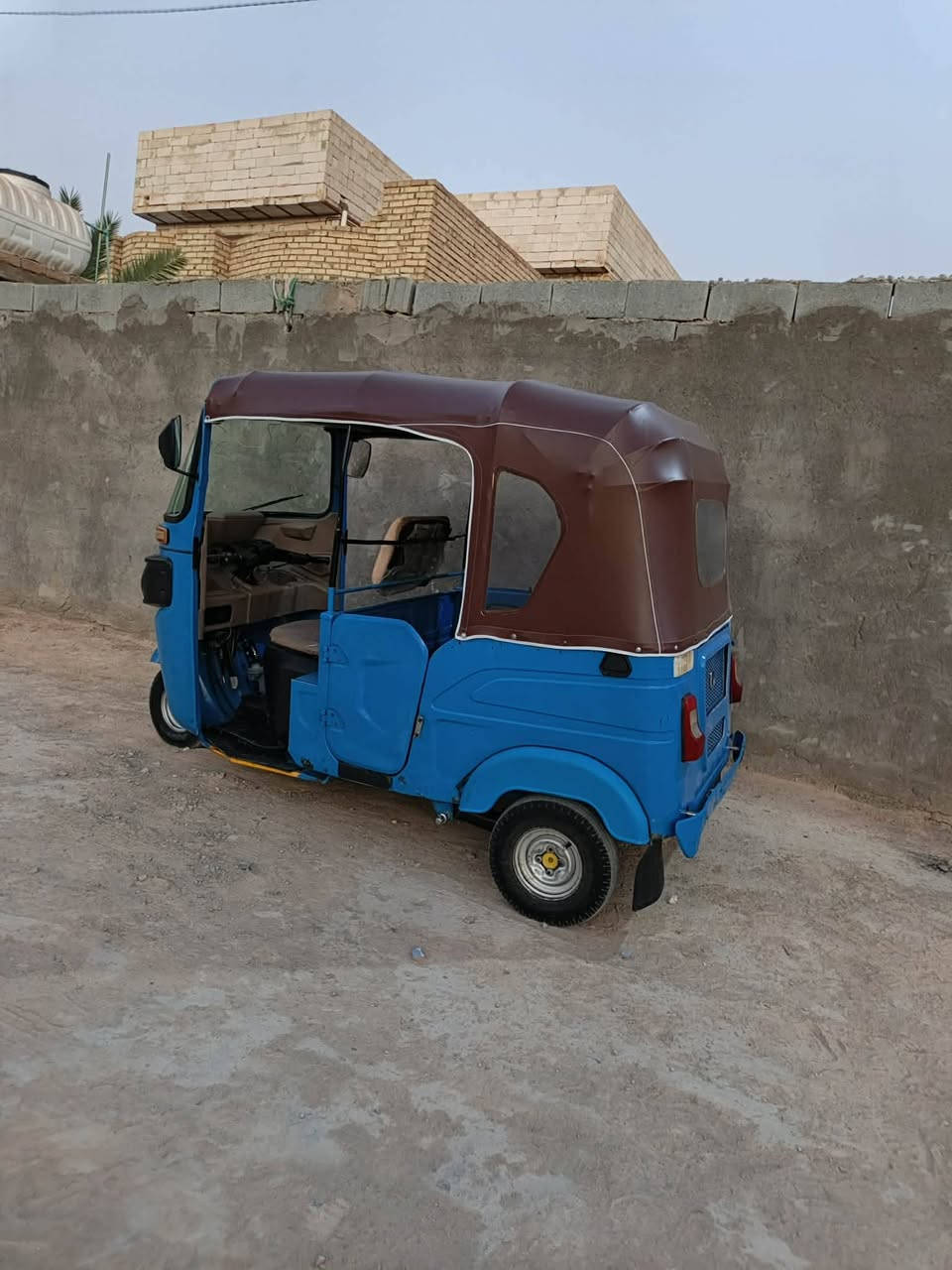 تكتك للبيع موديل ٢٢ رقم سنويه لوحات ماطالعه مكاني كربلاء الحر تكتك كفاله به طخات بسيطه  *********** سعره 8500
