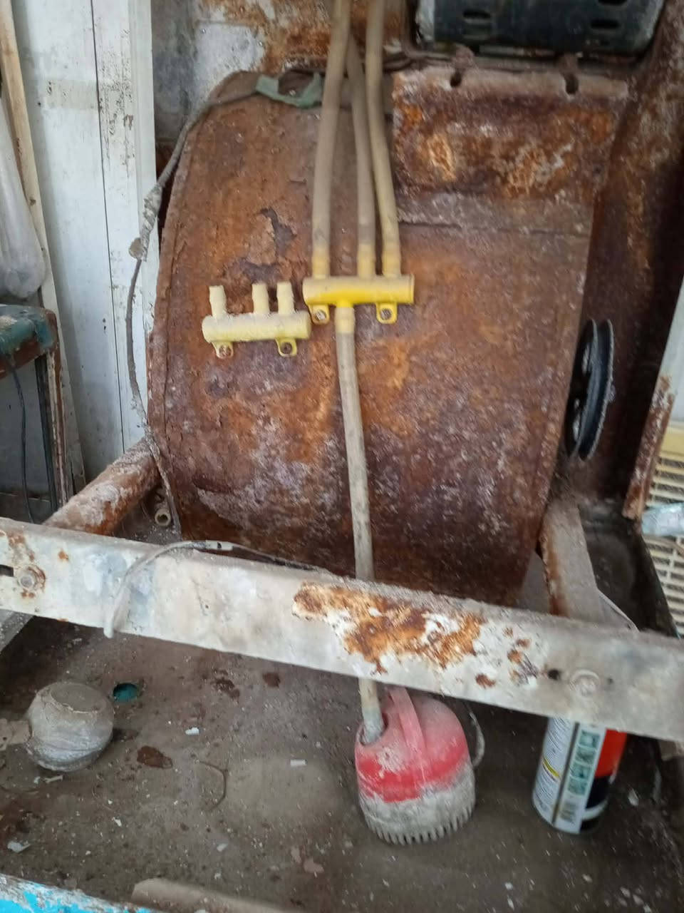 سلام عليكم  احنا مقبلين على صيف عندك مبردة وحاير مالك خلك
ادوات مبردات حلفات كلشي يوصلك الباب بيت
تنضيف مبردات
صبغ مبردات
صيانه مبردات 
يوجد صيانه موقعي جيك للبيت ويوجود توصيل  
ومن الله التوفيق *********** ياريت تسوي مشاركه
