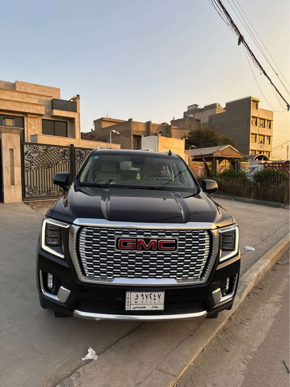 السلام عليكم 2023 GMC YOKUN DENALI 
وكاله خليجي 
كلين 
ممشيه السياره 11 الف 
بعهدي جديد بمعنى الكلمه 
بيها حالو  (6)  حالوبات فقط !!
مكان السياره
السعر 61 الف 
الخاص مغلق
بغداد 
للاتصال 
 ***********
*********** بغداد, العراق
