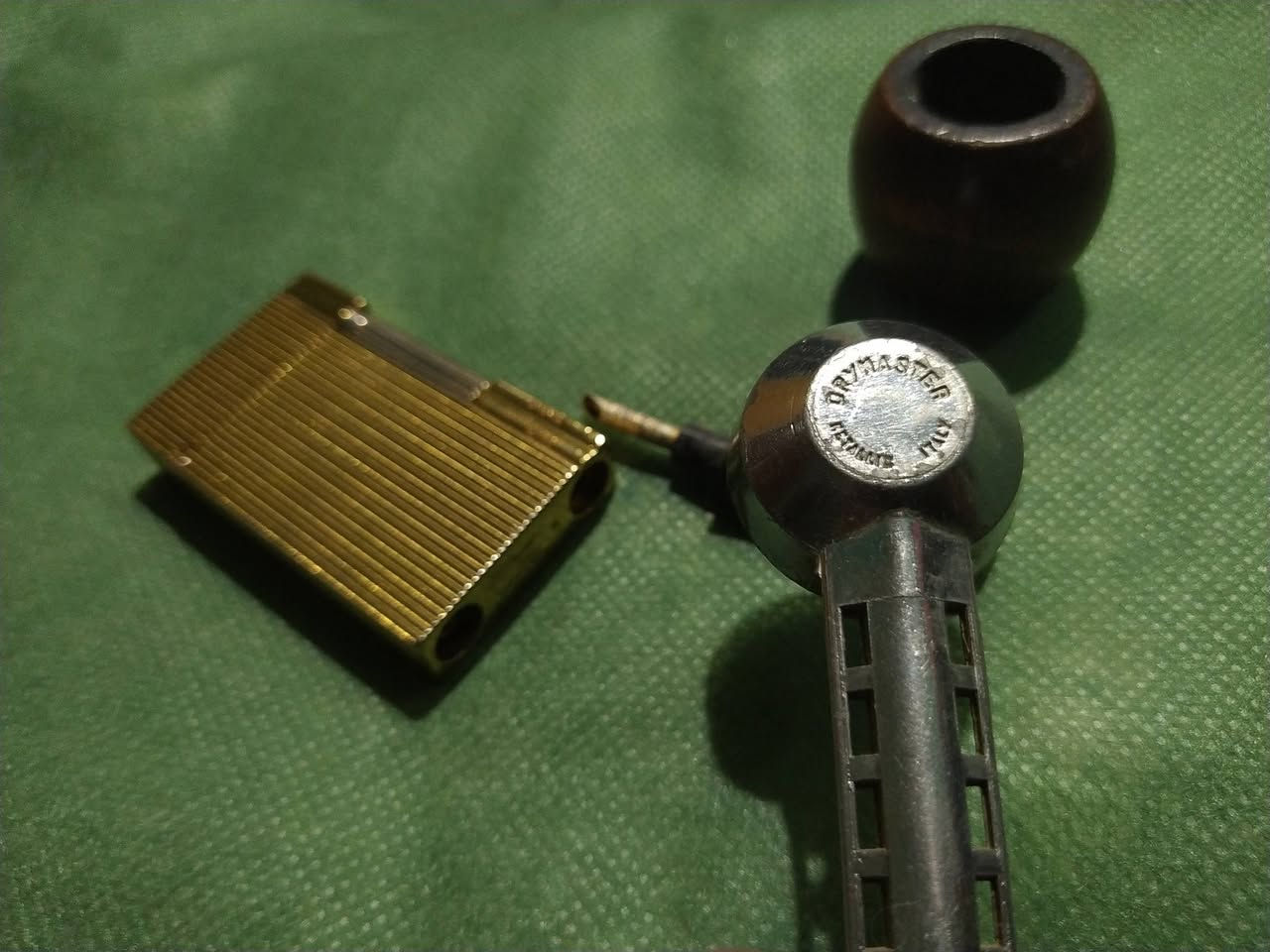 ولاعة ديبون فرنسي تعمل بشكل ممتاز 
بايب ايطالي فك و تركيب


**إذا كنت صاحب هذا الإعلان وتريد حذفه لأي سبب، رجاءا أرسل رسالة إلى الدعم الفني**