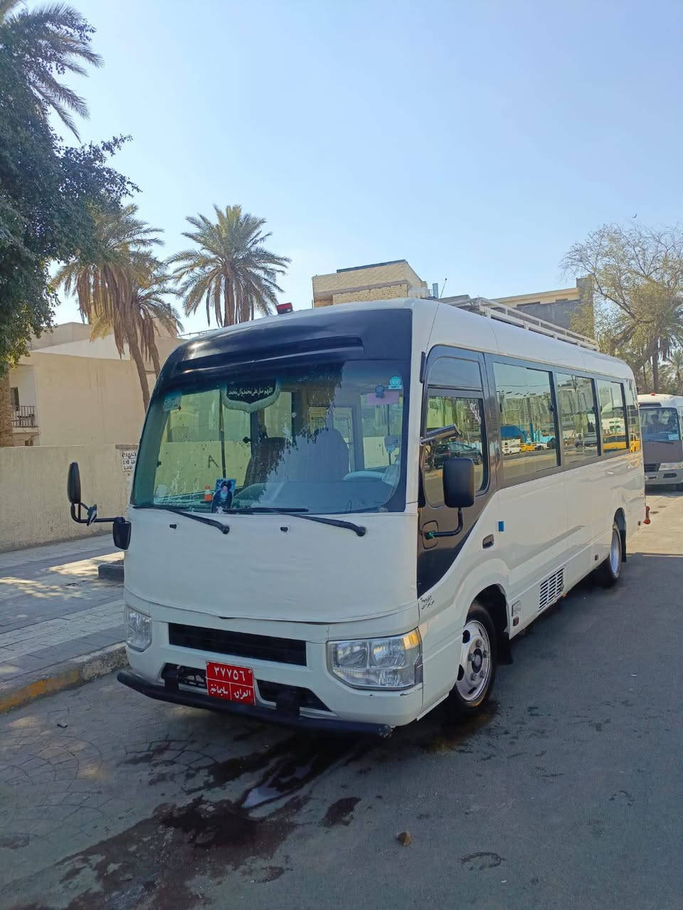 اسلام عليكم كوستر للبيع موديل 2017 السياره كامله منضومه غاز
بيها صبغ بل صفحه الكصيره قلاب ستاريكس دوشمه ترهم مراوس بناصيه و عاليه موديل 13 14 العنوان بغداد فلكه حي النصر 
الرقم ***********
ما متواجد علا فيس
