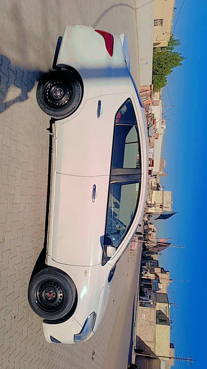 نيسان صني 2021 للبيع سعر 103 سونار مرفوق بلمنشور مكان سياره النجف ***********
