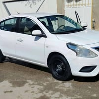 نيسان صني موديل 2019 بدون تبديل و لا ضربة سيارة نضيفه مال بيت بطارية  ...