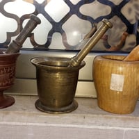 جاونات • نحاس ١٠ سنتم • خشب بلاستيك