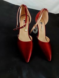 حذاء كعب • ٣٤/٣٥ • امزون