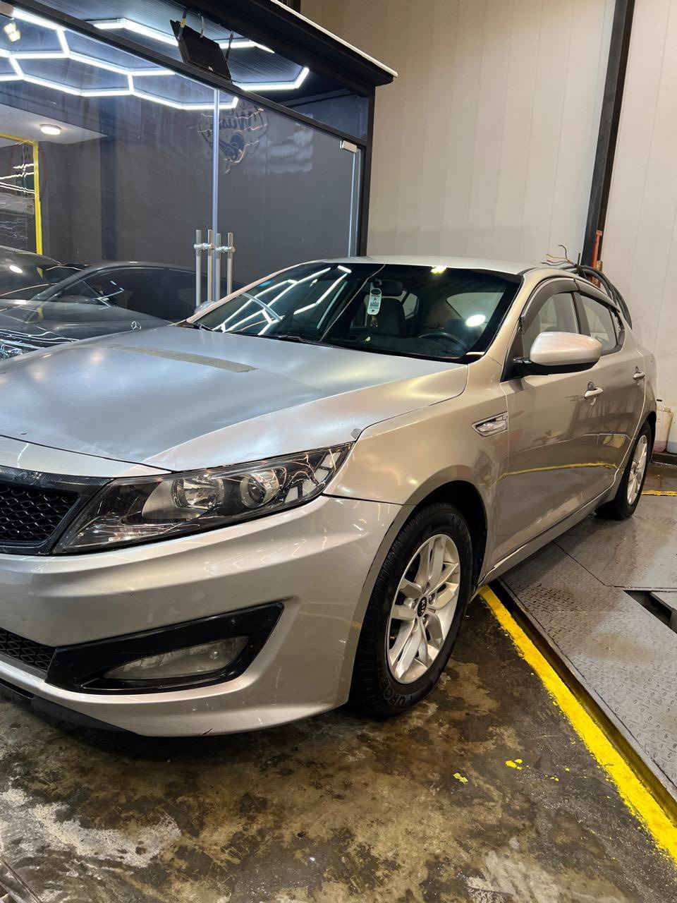 السلام عليكم  اوبتما ٢٠١٣ خليجي رقم بغداد مكينة 2400 دوش بيها كم قطعه صبغ ابيعها حزام 
السعر ١١٠ وبيها مجال بسيط مكانها بنفق الشرطة 
التواصل ***********
