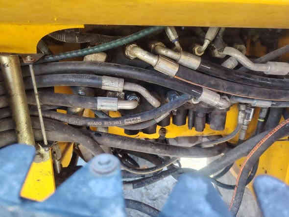 حفاره جي سي بي دخول جديد موديل 2014فول مواصفات مكفوله كفاله عامه رقم نكليزي مكان كربلاء رقم الهاتف /***********/***********/
