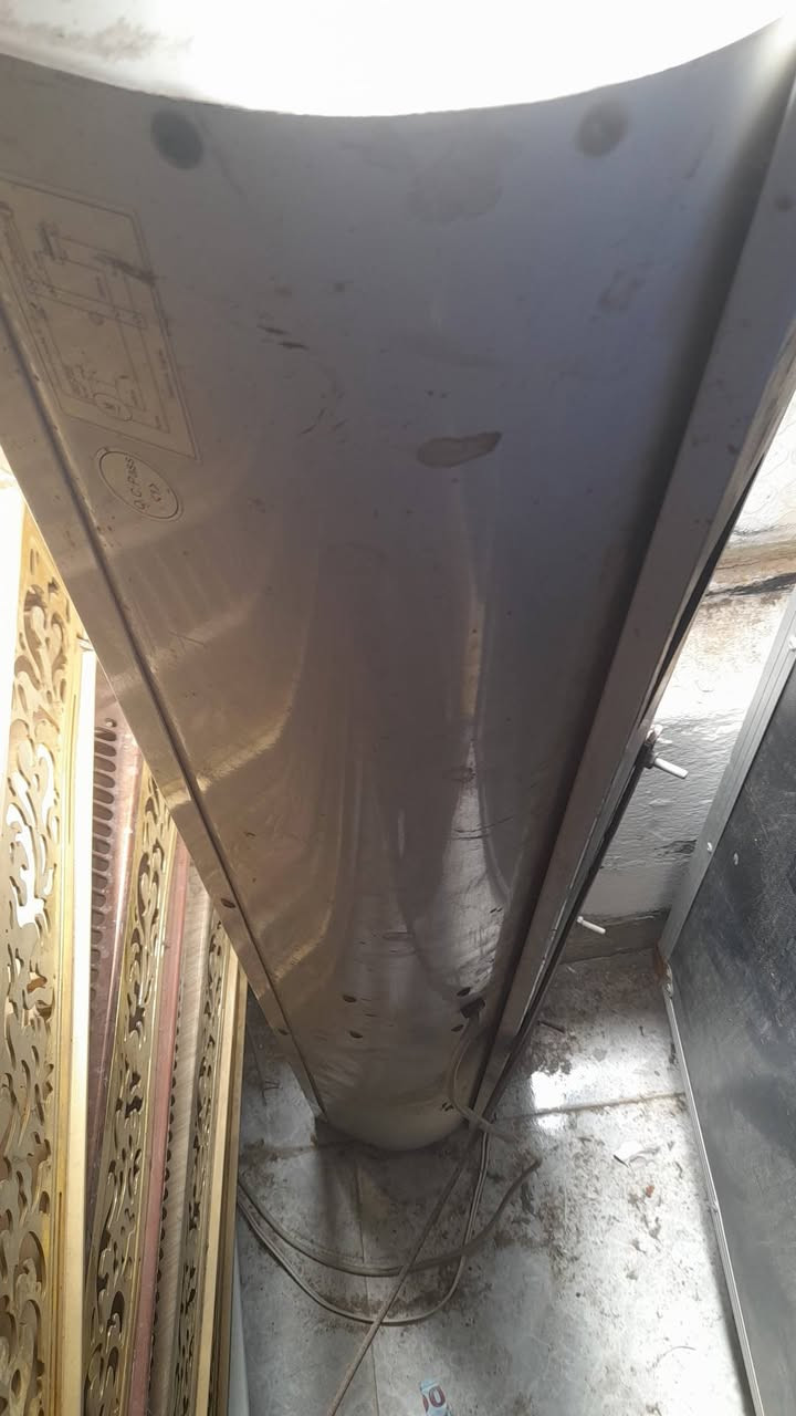 متوفر وجبه مراوح سقفية نضيف شغال
شفاط مطبخ نضيف شغال 
ستارة هوائية ١.٢٥ متر شغالة  
كمية محدوده 
اسعار مناسبة 
@إشارة


**إذا كنت صاحب هذا الإعلان وتريد حذفه لأي سبب، رجاءا أرسل رسالة إلى الدعم الفني**