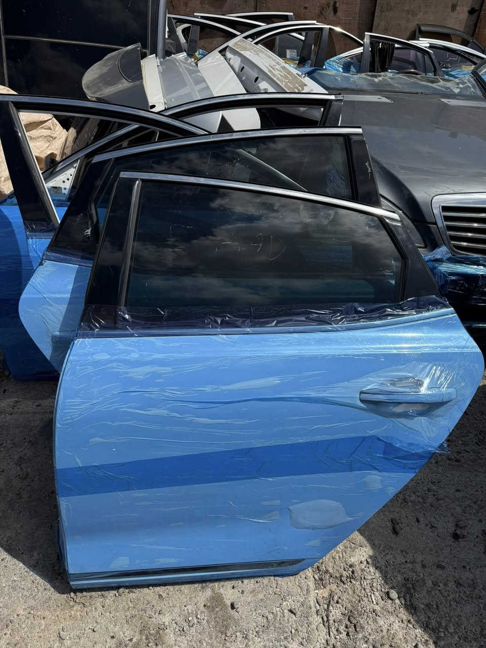 ادوات كادينزا 2017  لون ابيض فقط باقي
المكان أربيل للاستفسار ***********
