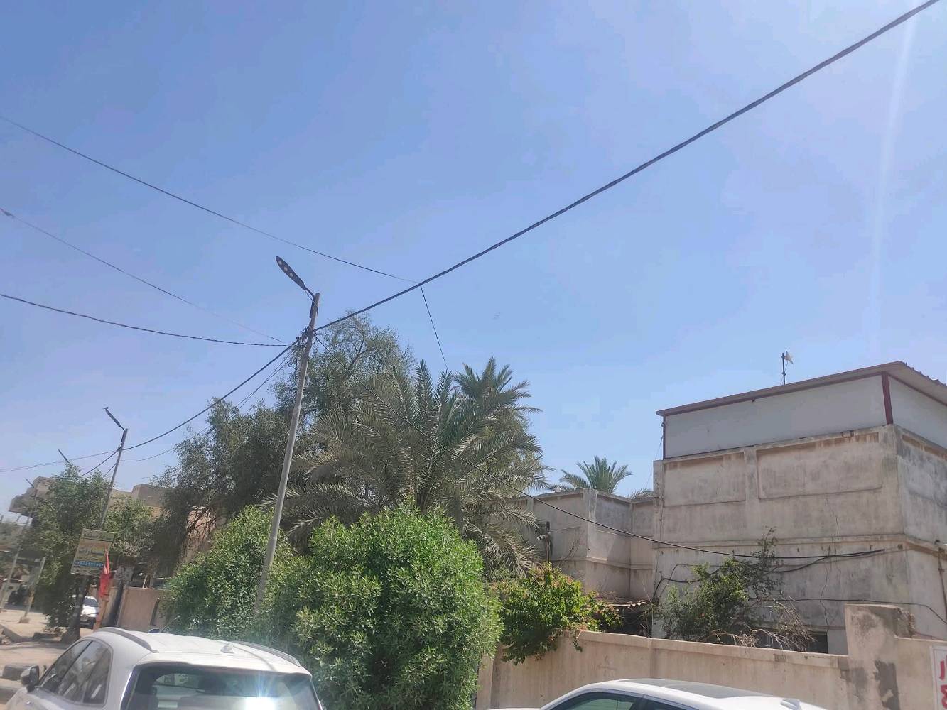دار للبيع
المساحه ٥٥٣ م 
تجاري 
طابو صرف
واجهه ٢٩ متر 
الموقع شارع طالب الفيتر قرب مطعم التاميم الحديث السياحي 
قرب بيت المحافظ .. قرب مجسر الجمهورية
للاستفسار الاتصال على الرقم ***********
او مراسلة الصفحه على الخاص