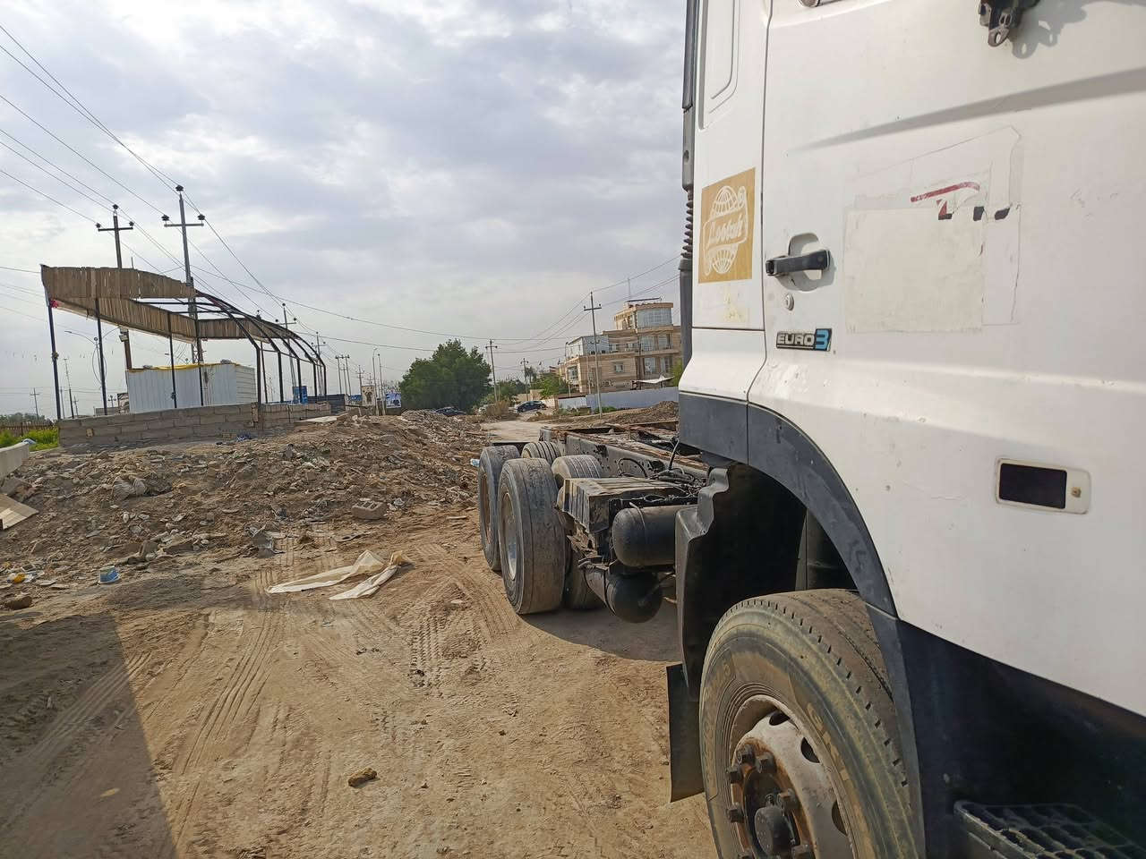 سلام عليكم للبيع هينو ايسر بلاد وارد خليجي سكس ويل شاصي طول 6 متر موديل 2007 اتصل على صاحب الرقم *********** اسيا ***********اثير
