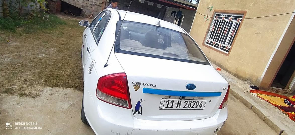 السلام عليكم ورحمة الله وبركاته سيارة سيراتو للبيع موديل 2009بيه قطعتين وصبغ بسيط محرك 1600 السعر 90 وبيها مجال بسيط العنوان كربلاء الحسينية / فقط اتصال على هاذة الرقم ***********
