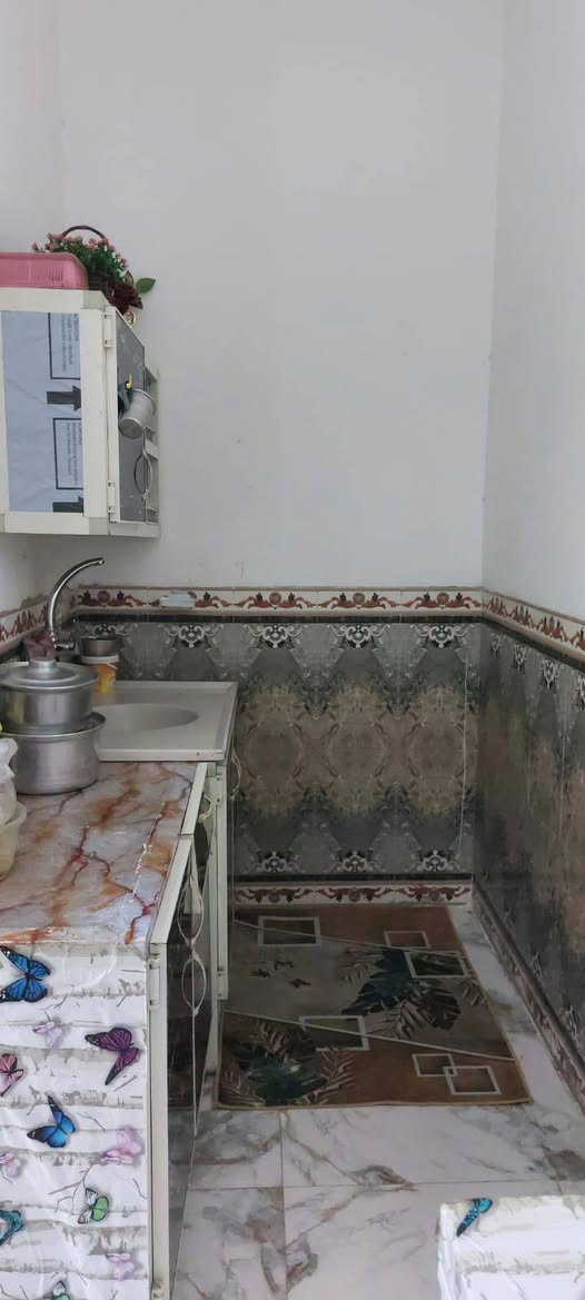 بيت م100طابقين العنوان الكماليه المعوقين / كاع بيت كوز ***********جنس العقار ١٧قرب مولدت علي ريم
