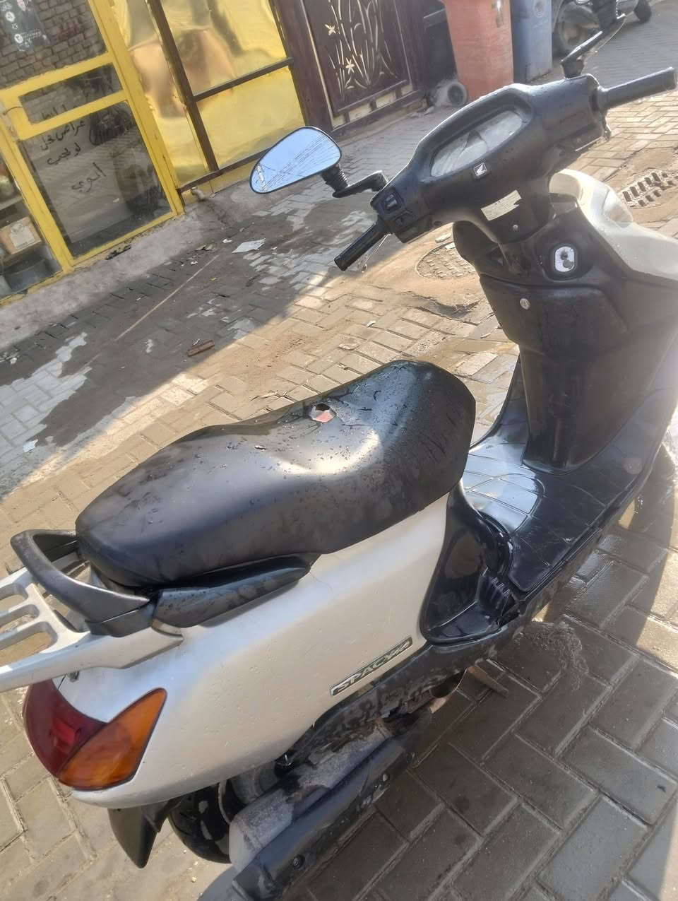 السلام عليكم شباب 

سبيسي ياباني 

مكينه ما مفتوحه 

اخوان الدراجه كفراتهه يرادلهه ترتيب 

اكرر الدراجه يرادلهه ترتيب 

تايرات جدد 

دهن توني مبدله

كهربائيات يرادلهه ترتيب 

السعر 425 وبيهه مجال قليل 

اخوان كلشي كاتبلك 

الشراي احطهم على راسي الموشراي ليتعبني 

العنوان بغداد البياع سويب 

الرقم 
*********** اتصال 

واتساب ***********
