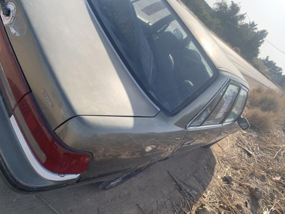 السلام عليكم كرونه مديل 91 سياره جاهزه من حداديه او تايرات بس مكينته بيه تنقيص والباقي الكشر شوف العين. 28 وبيه مجال تواصل واتساب ***********
