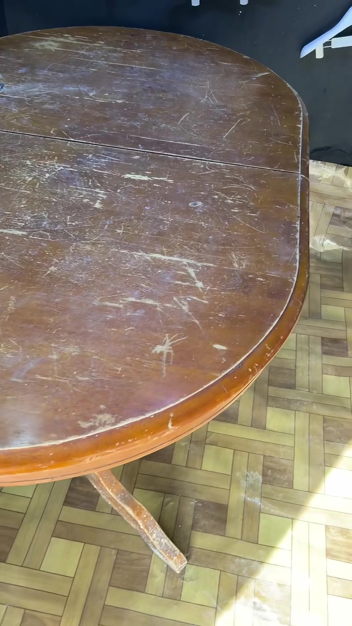 ميز للبيت عايزة فقط صبغ ميز تراثي


**إذا كنت صاحب هذا الإعلان وتريد حذفه لأي سبب، رجاءا أرسل رسالة إلى الدعم الفني**
