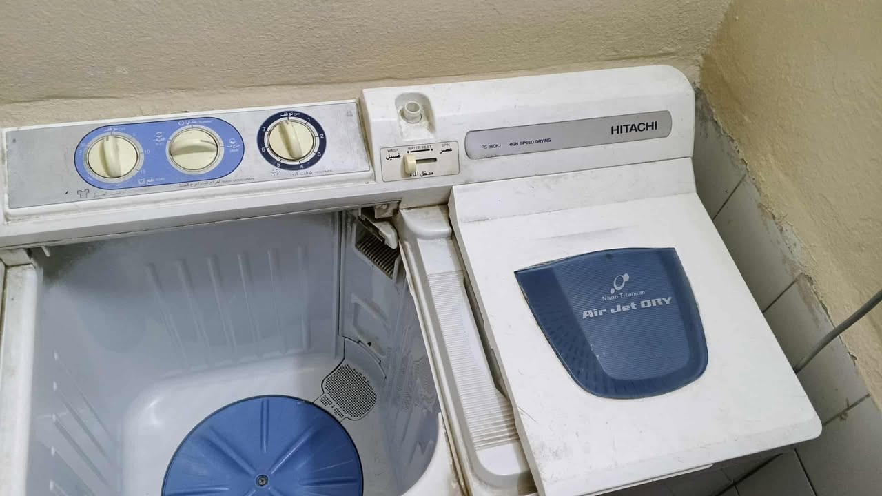 غساله هيتاشي لبيع شرط مبيها عيب كلها شغله
السعر 60


**إذا كنت صاحب هذا الإعلان وتريد حذفه لأي سبب، رجاءا أرسل رسالة إلى الدعم الفني**