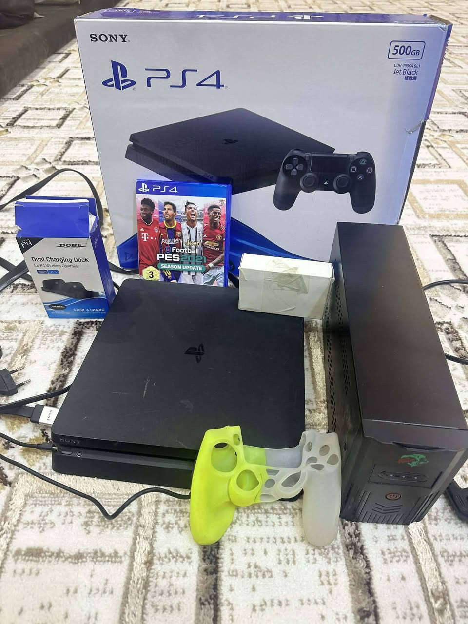 السلام عليكم كما موضح في الصور
بلي S4 ذاكره 500 مع جهاز يو اس بي مع قرص 
السعر 300 الف   
بالأضافه الى قاطع 2 متر × 2 متر السعر 150 الف 
للتواصل مع صاحب الرقم ‏‪***********‬‏
