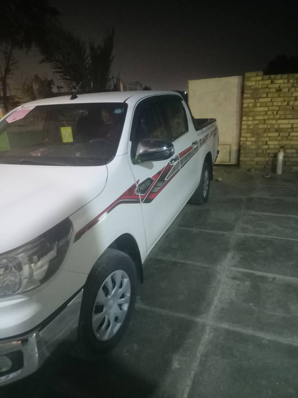 سلام عليكم ورحمة الله اخوان هايلوكس للبيع ٢٠٢٣ مكفوله كفاله عامه مكان ميسان *********** السعر ٢٤٠
