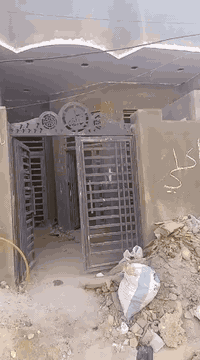 دار للبيع  رقم معامله بيه  المساحه 100 م الوجه 5 والنزال 20 مثل ماوضح ...