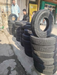 يوجد لدينه تايرات جبلي + ابو الحية المكان الكماليه شارع المصرف قرب جام...