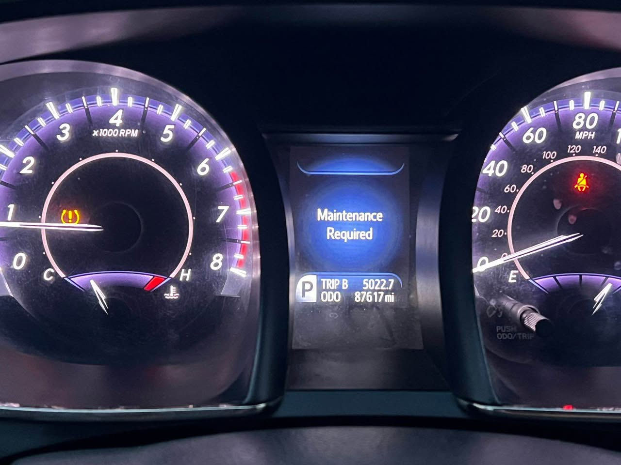 ئه ڤه لۆن ٢٠١٥  xle فول.       سعرى  (١٥٧$)
***********

سه ياره كه ئه مريكى مواسه فات خليجيه فول فول مواسه فاته 

گيرو مه كينه ى به شه رت نه كراوه ته وه سه و ت و سه رف و بوخارى نييه

سپيرى دانه به زيوه دو به سمه ى بيلادى ماوه كوشن و سوكانى نه درا وه  سه ياره كه ٨٥ مايلى حه قيقى رۆشتووه 

بۆياخ ٥ پارچه ى بۆياخه به حيزام بۆياخ ئه يفرۆشم ده عم و ليدراوى نييه ناوگرتنى نييه 

سعرى ١٥٧$ معامه له له سليمانيم 
*********** السليمانية, العراق
