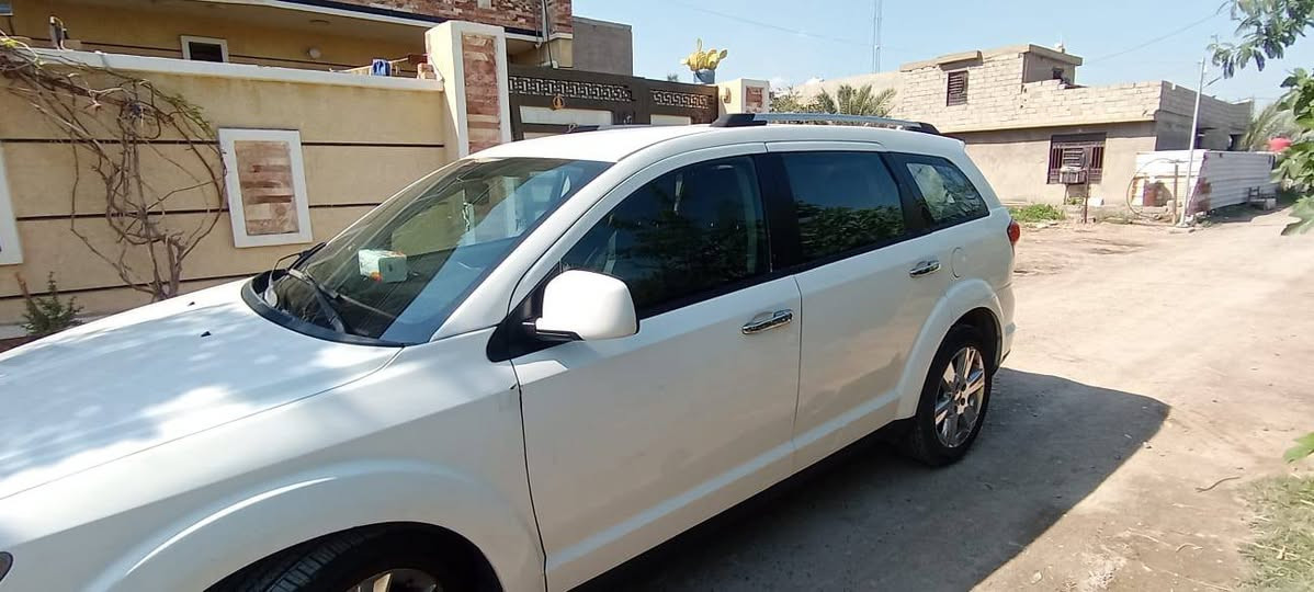 ‏السلام عليكم مراوس فقط
‏السلام عليكم مراوس فقط
‏جورني مديل12
‏7راكب
‏رقم بغداد
‏بصمة تشغيل عن بعد
‏وبصمة ابواب وبصمة صندوك بلادي
‏شاشه كامره  وحساسات خلفيه
‏ايضا"بلاي+شاشة اعطال صغيره
‏3قطع تبريد شغال وجاهز
‏محرك6سلندر 3600
‏محرك وكير خيرومن الله 
‏كهربائياة كلها جاهزه وشغاله
‏صدرها خير من الله 
‏ضررها باب عكس السايق يعني ارباك برده
‏انطيك سيارة محزمه مصبوغه حزام
‏ويل 19
‏***********
