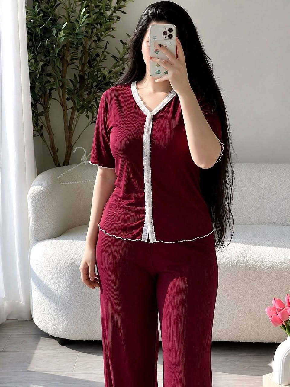 🎉 وصلـت بضاعة العيـد  🎉

✨ تراك نسائي بناتي  سادة قطعتين — قمة الأناقة والراحة 😍 لوك ناعم وعصري بفصال أنيق يضيف لمسة أنوثة جذابة بكل تفاصيله 💕

🔹 نوع القماش:
ريب بوليستر تركي + قطن ليكرا
مطاط، مريح، وخفيف على الجسم
✨فصال مرتب وجودة عالية عالفحص✔️
✨ القياسات  L/XL /XXL ✔️
✨ يلبس من وزن ٥٠ الى وزن ٨٠ كيلو ✔️ 

🚘يوجد خدمة توصيل لجميع محافظات العراق ٤ الاف🚘


**إذا كنت صاحب هذا الإعلان وتريد حذفه لأي سبب، رجاءا أرسل رسالة إلى الدعم الفني**