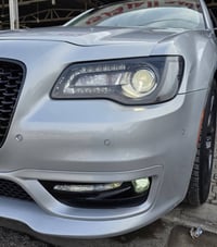 كرايسلر 300 تورين • ٢٠٢٣ • بدون ايرباق