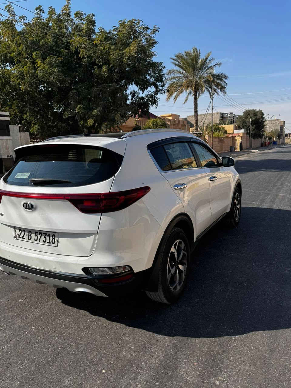 السلام عليكم
كيا سبورتج ٢٠١٩ خليجي
 مكينه ٢٠٠٠ دوش 
رقم اربيل  بأسمي سنويه ٢٩ 
مثبت انحدار
حساسات  خلفيه
شاشه اندرويد وكامره دواره
سقف بانوراما طكتين 
اشاير مري 
شاشت اعطال 
٣ انظمة قياده سبورت ايكو نورمال 
تحكمات مقود
 مثبت سرعه  كروز 
قطعيتن تبريد 
مقاعد مخمل 
لد خلفي 
السياره مال بيت مكفوله من التبديل والصبغ
 عدا الدعاميه الخلفيه صبغ
كير ومكينه وصدر وتبريد  شرط .....
   203   $ وبيها مجال قليل 
مكاني صلاح الدين تكريت 
*********** اتصل وحاظر
