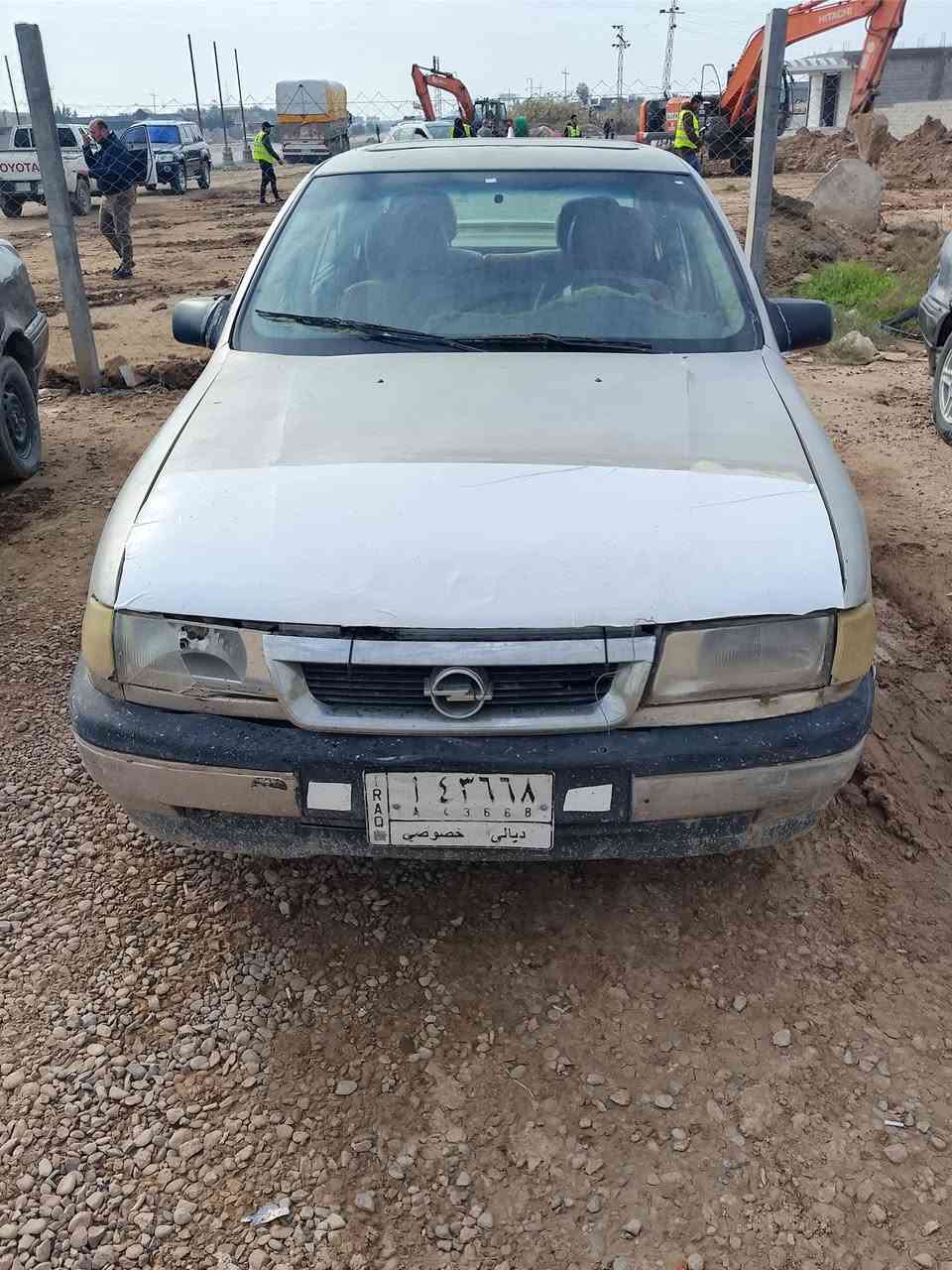 للبيع اوبل مديل 91سياره بلاديه محرك 2000صدر كفاله سياره حلوه مذب عليهه لوربع سعر 22وبيهه مجال مكان ديالى بني سعد ***********
