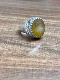 ياقوت أحمر, +أصفر غير معالجة شرط صياغة ثقيلة وقديم السعر 300 بيع مستعج...