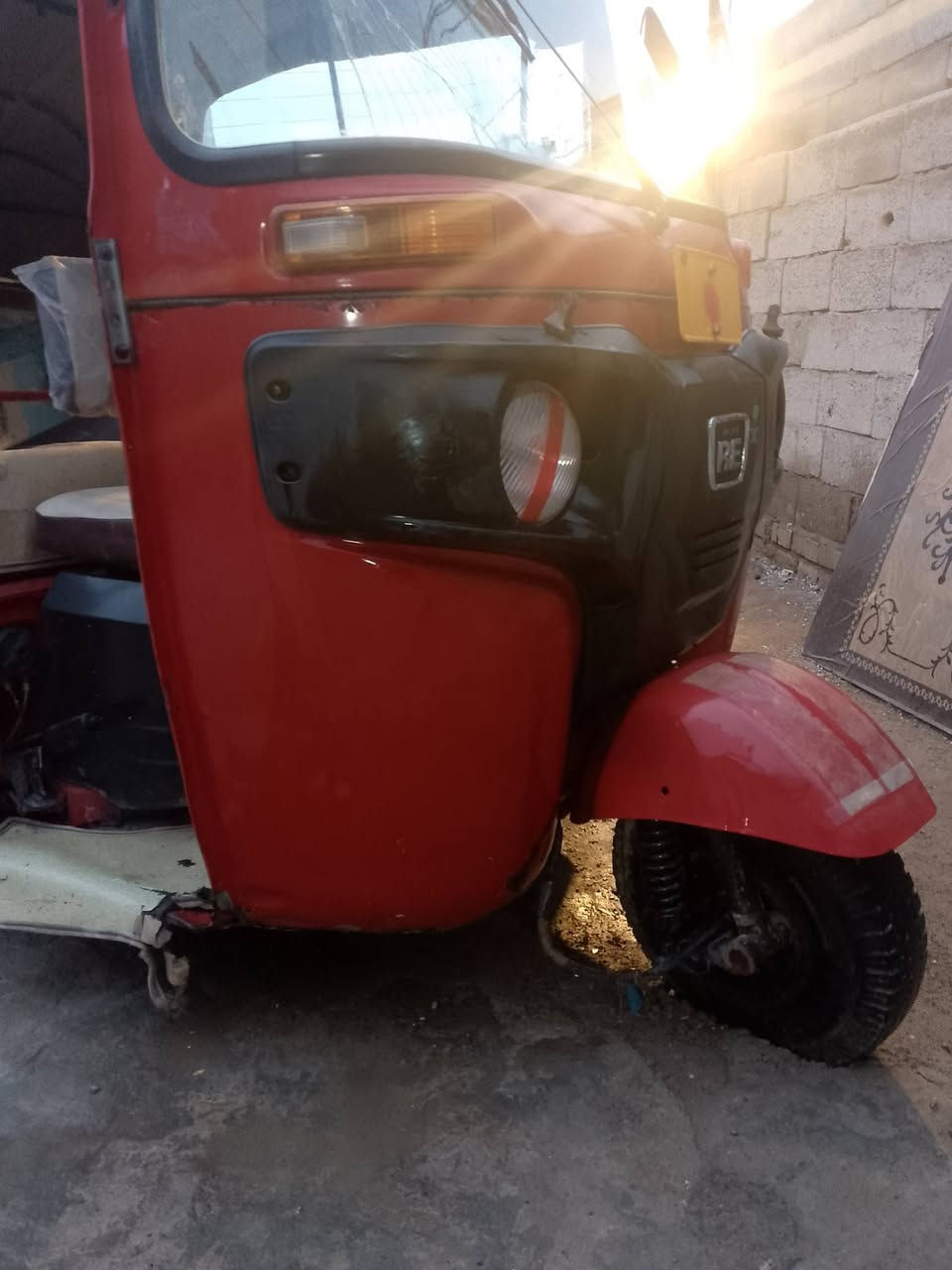 السلام عليكم تكتك للبيع اوراق  كاملة نقص بس الوصل مال المصطفه مكاني النهر وأن  ***********
