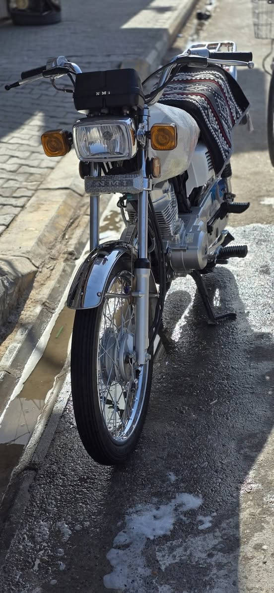 السلام عليكم
نامة شلامجة بلاد مو تعمير 

موديل 2023 طالعة ب2024 بشهر 8 

شرط ما مفتوحة حتة قبق التفيلس ما مفتوح

مرقم مثنى

سنوية باسمي مداور ثاني يوم 

سنوية تنتهي ب2030 بشهر 11 

لون ابيض نفس السنوية 

مكاني سماوة // قضاء الرميثة 

السعر خاص خاص خاص 

📞// ***********
