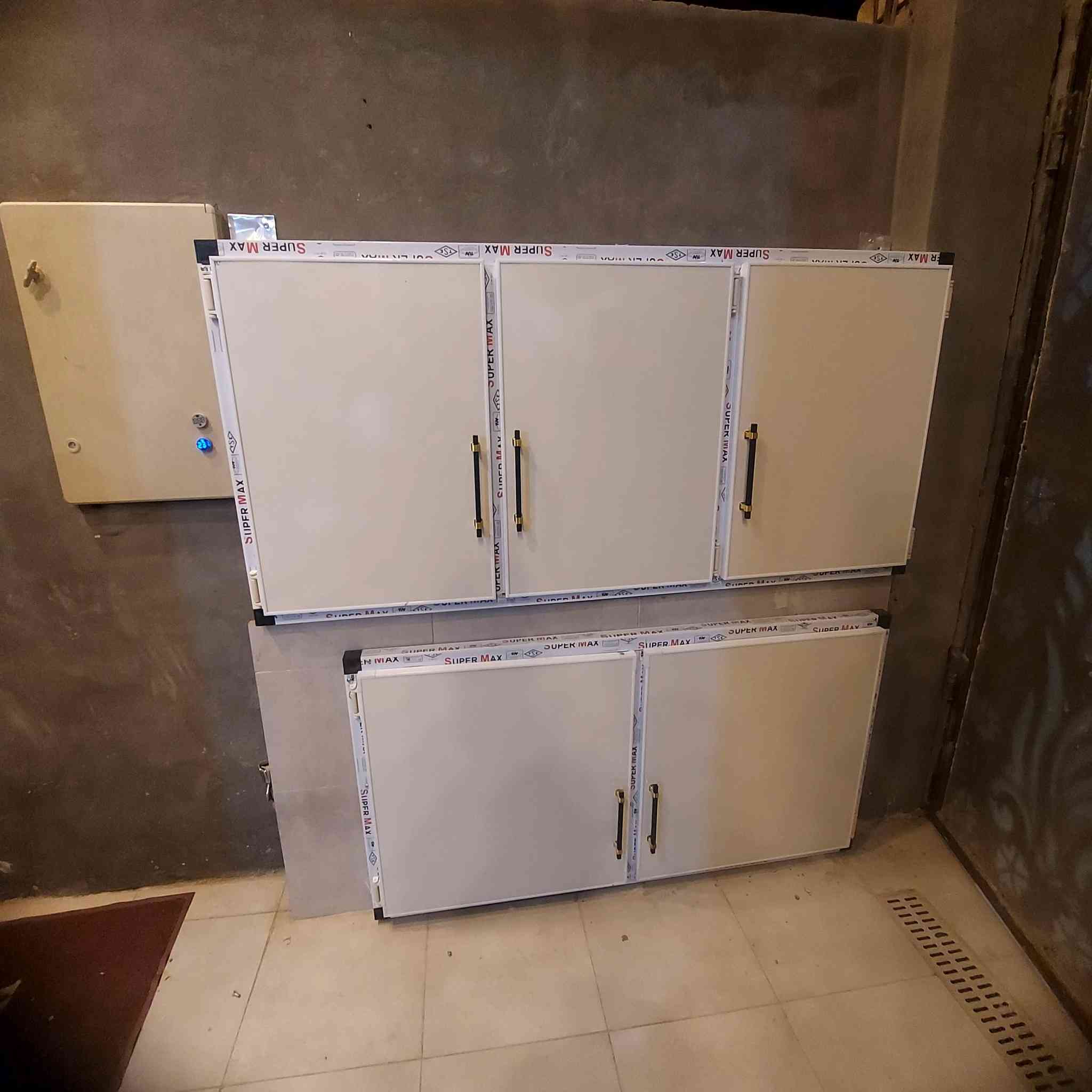 ***********

شغلنه.  ليوم لسبت.  

مكاني ال عبود
