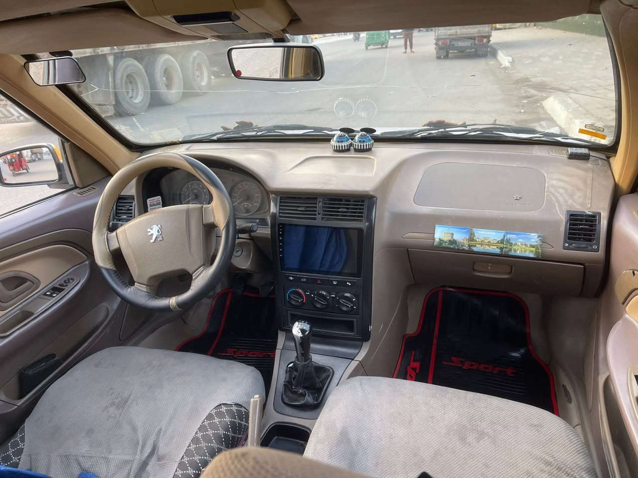 سلام عليكم بيجو لميس موديل 16دسبول عالي شاشه كبيره سياره حلوه سعره 42  وبيه مجال مكاني بسمايه رقمي ***********
