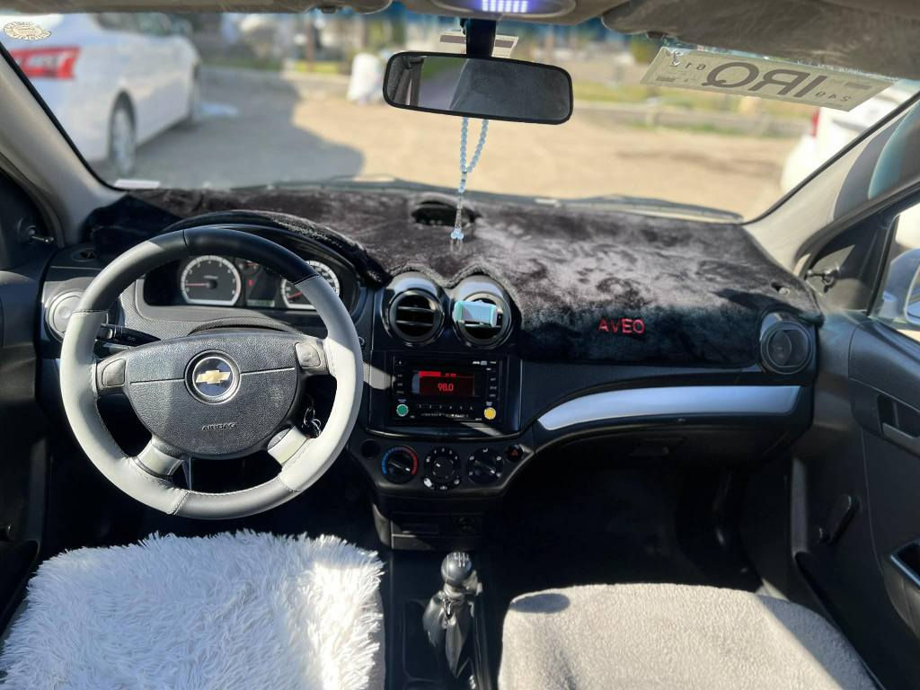 ئەڤیۆ ٢٠١٠ سلڤەر
مەکینە گەورە گێڕ و مەکینە و تەبریت بەشەرت
۳ پارچەی بۆیاخە بێ ناوگرتن
*********** شمشمل, السليمانية
