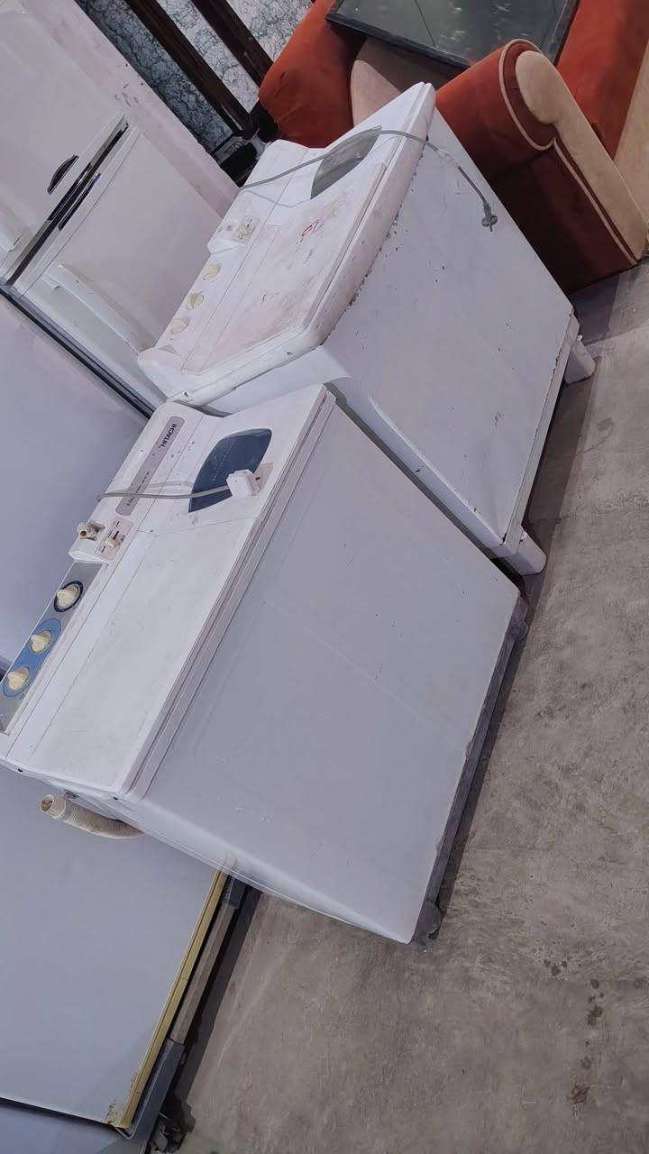 معرض رافع التميمي للاثاث المنزلي الجديد والمستخدم العنوان الحويجه فلكه شارع اطباء مقابل مجمع القادسيه
للمفروشات . . ***********.
