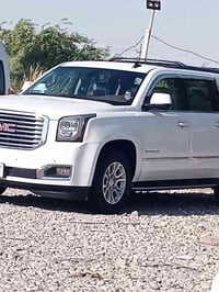 جي ام سي موديل 2017 وارد أمريكا ربع جاملغ خلفي  بدون ارباك داخل بيجي ج...