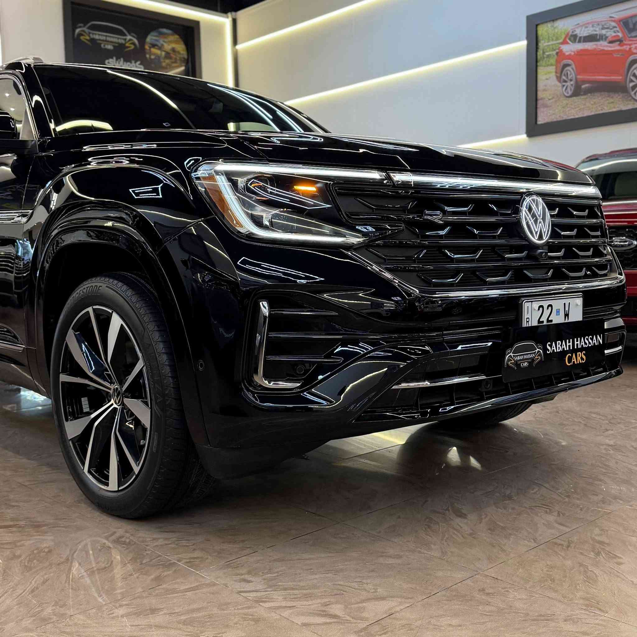 عربي/کوردی
فولكسفاغن
أطلس كروس سبورت, SEL Premium R-Line, 2024
عدد الأميال : 8,000 ميل
ضرر: بدون صبغ
سلندر: 4 سلندر
محرک: 2.0T
السعر / 35,500$ 
الكاميرا الخلفية - تدفئة المقاعد - تبريد المقاعد - فتحة السقف - مثبت السرعة - مرايا جانبية كهربائية - حساس المطر - شاشة - المصابيح الأمامية ليد - مانع الانزلاق - أبل كاربلاي - التشغيل عن بعد - أندرويد أوتو - ABS - رادار - كشافات ضباب - فرامل الوقوف الإلكتروني - التحكم الإلكتروني في الثبات - تحذير من الاصطدام الأمامي - مثبت السرعة التكيفي - خطوات جانبية - نظام التوجيه الكهربائي

العنوان: اربيل  - شارع  ١٠٠مقابل  دائرة  الكمارك
***********
***********
***
ڤۆڵکسواگن
ئەتڵەس کرۆس سپۆرت, SEL Premium R-Line, 2024
ماوەی ڕۆیشتن : 8,000 ميل
بۆیاغ: بێ بۆیاغ
پستۆن: 4 پستۆن
بزوێنەر: 2.0T
 نرخ / 35,500$ 
کامێرای دواوە - گەرمکەرەوەی کوشن - ساردکەرەوەی کوشن - سلاید - دیاریکرنی خێرایی - ئاوێنەی لاتەنیشتی کارەبایی - هەستەوەری باران - شاشە - لایتی پێشەوەی لید - کۆنتڕۆڵکردنی خزان - ئەپڵ کارپلەی - شەغال - ئەندرۆید ئۆتۆ - ABS - ڕادار - بلاجکتۆر - برێکی وەستانی ئەلیکترۆنی - کۆنتڕۆڵی جێگیری ئەلیکترۆنی - ئاگاداری بەریەککەوتنی پێشەوە - دیاریکرنی خێرایی خۆگونجێن - شوێنپێی تەنیشتەکان - سوکان پاوەری کارەبایی

  ناونیشان: هەولێر  شەقامی ١٠٠م بەرامبەر گومرگ
***********
***********
***
Rear Camera - Seat Heating - Seat Cooling - Sunroof - Cruise Control - Electric Side Mirrors - Rain Sensor - Screen - LED Headlights - Traction Control - Apple Carplay - Remote Start - Android Auto - ABS - Radar - Fog Lamp - Electronic Parking Brake - Electronic Stability Control - Forward Collision Warning - Adaptive Cruise Control - Side Steps - Electric Power Steering
