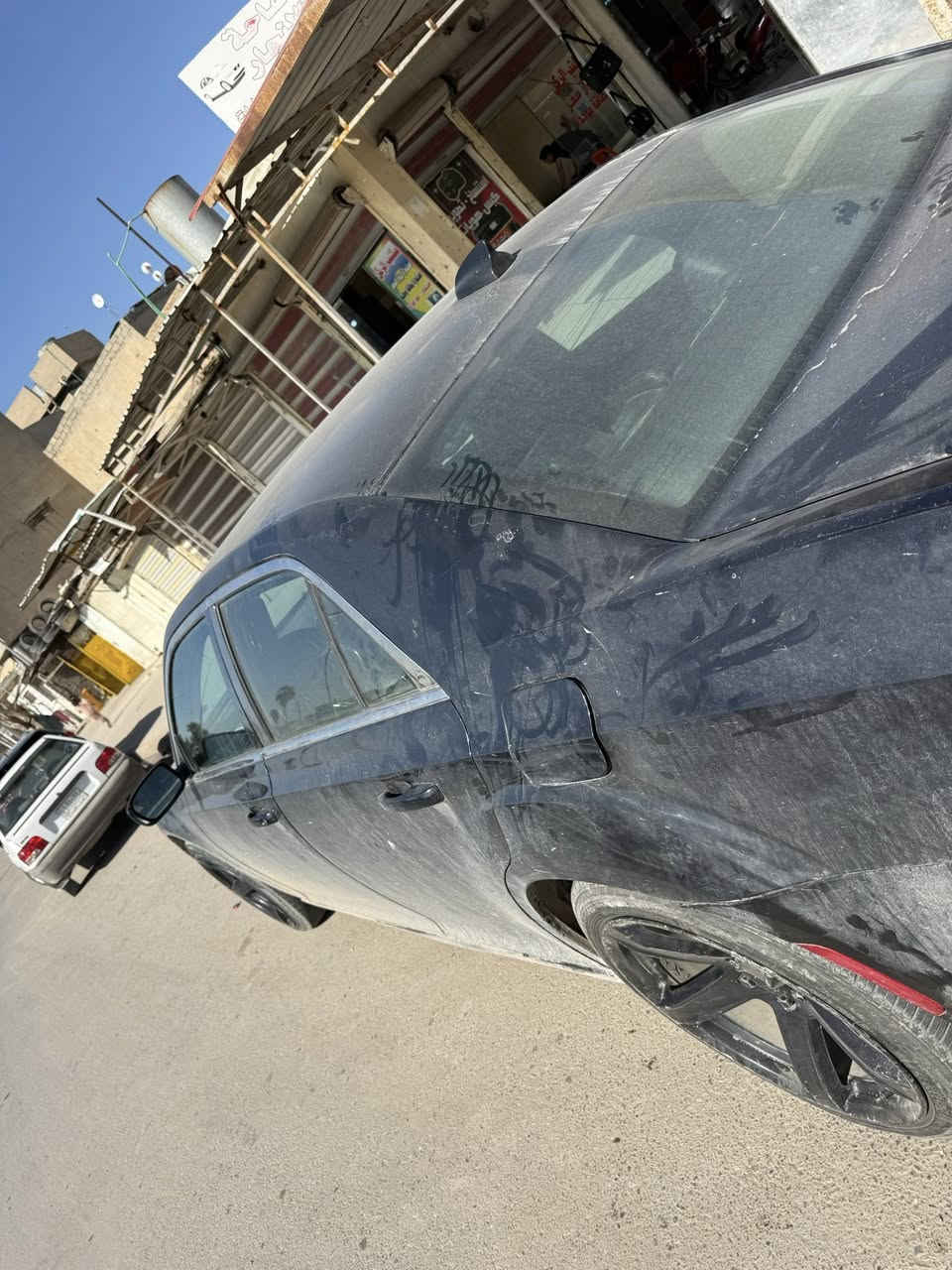 لام عليكم اوباما للبيع موديل  ٢٠١٦
فول واحد ع واحد بدون فتحه 
محرك وكير وأكسل بشرط 
بيها ٤ قطع صبغ ابيع حزام  بدون دواخل بشرط شواصي بشرط بدون ايرباك 
١٤٨ وبيها مجال ***********تفاصيل اكثر اتصل
