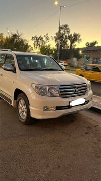 لاندكروزر • ٢٠١٠ • رقم بغداد مميز